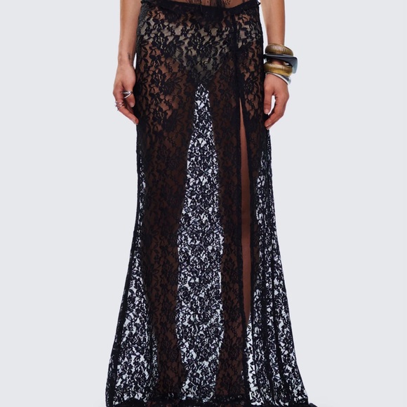 NWT Finesse Studios Beatrix Black Lace Skirt - Picture 2 of 3